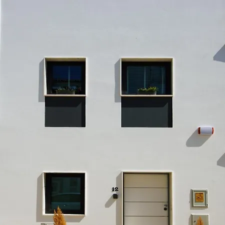 Casa Indigo- Perfect Location & Sea View By Dreamvillasalbufeira Vakantiehuis *