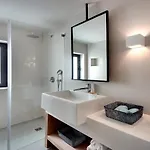 Casa Indigo- Perfect Location & Sea View By Dreamvillasalbufeira Casa vacanze Albufeira