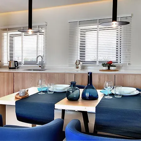 Casa Indigo- Perfect Location & Sea View By Dreamvillasalbufeira אלבופיירה